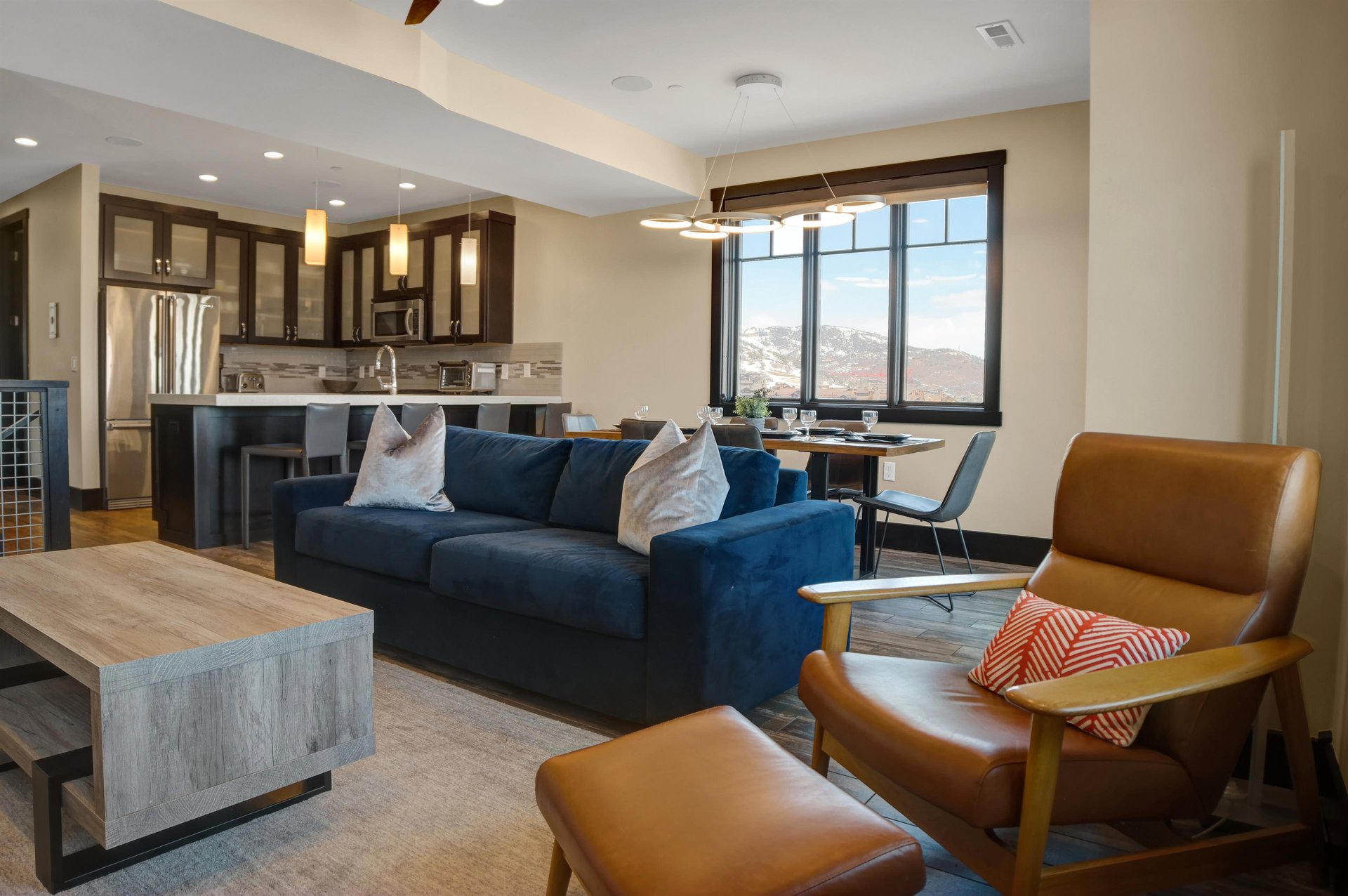 The open concept kitchen, dining, and living area in this premier Blackstone vacation rental.