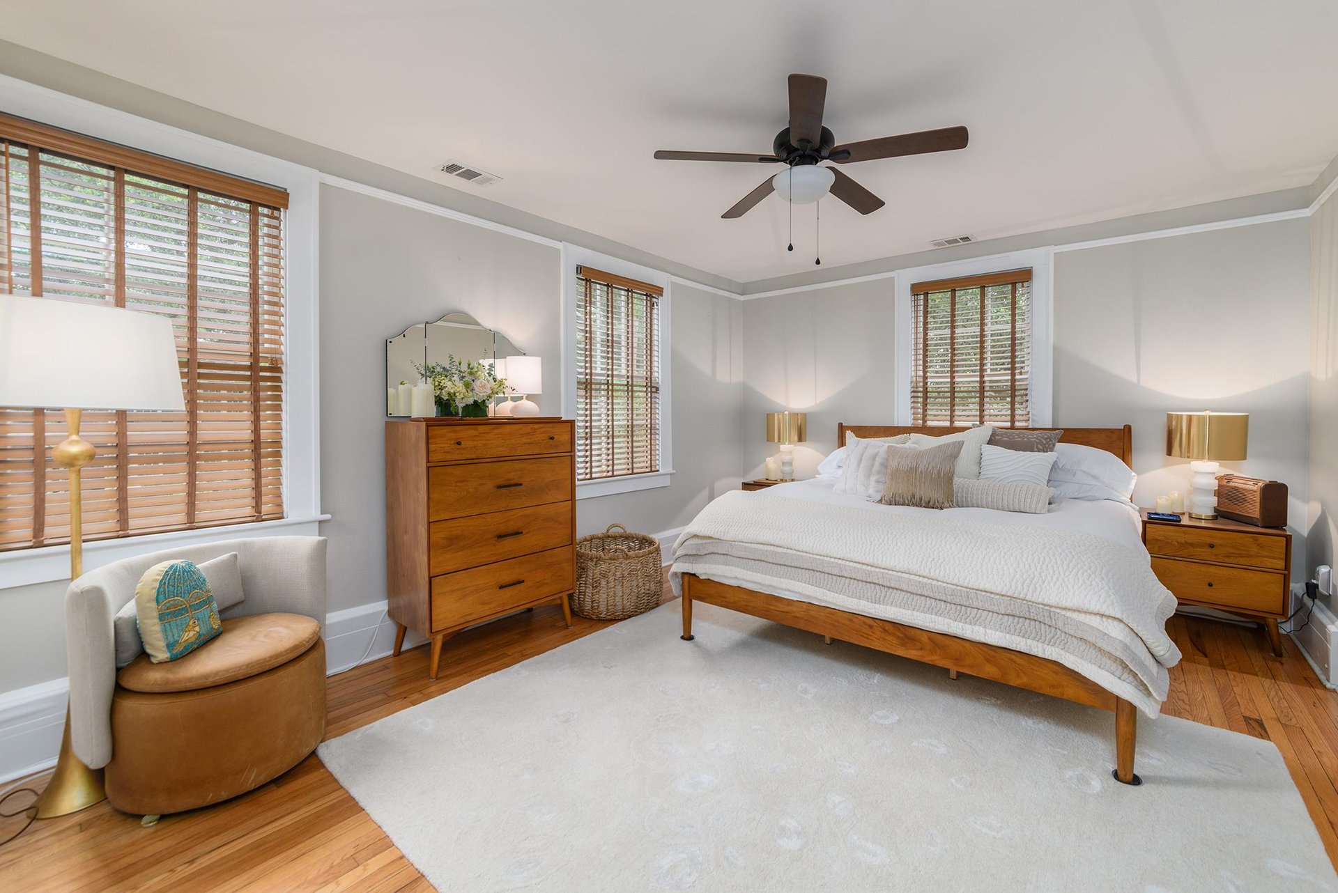 Tastefully appointed rooms to ensure a sound nights rest.