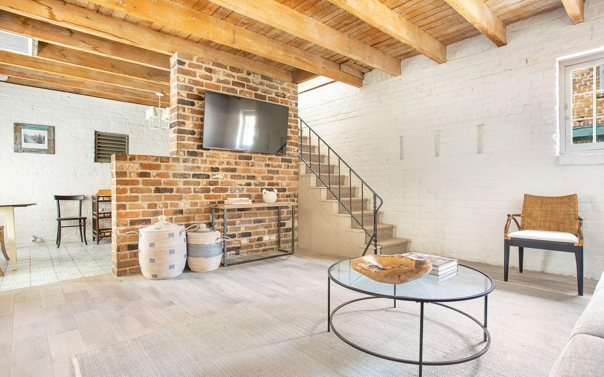 Flow into living room, right off of the kitchen.