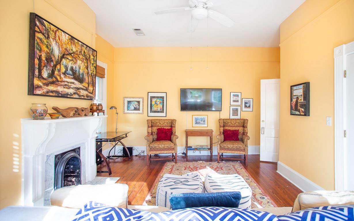 This sitting room can serve as a sitting room, and office as well.