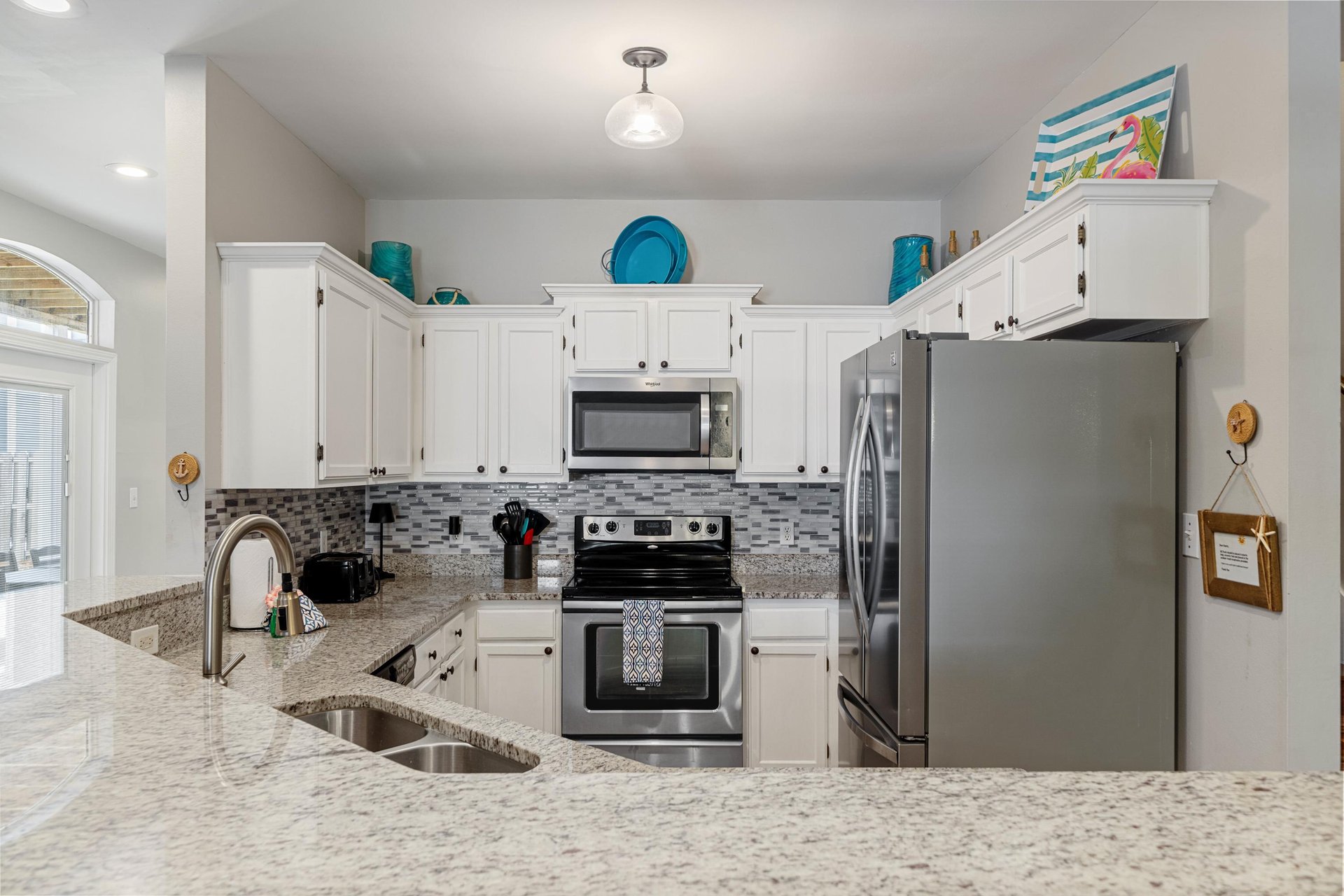 19206