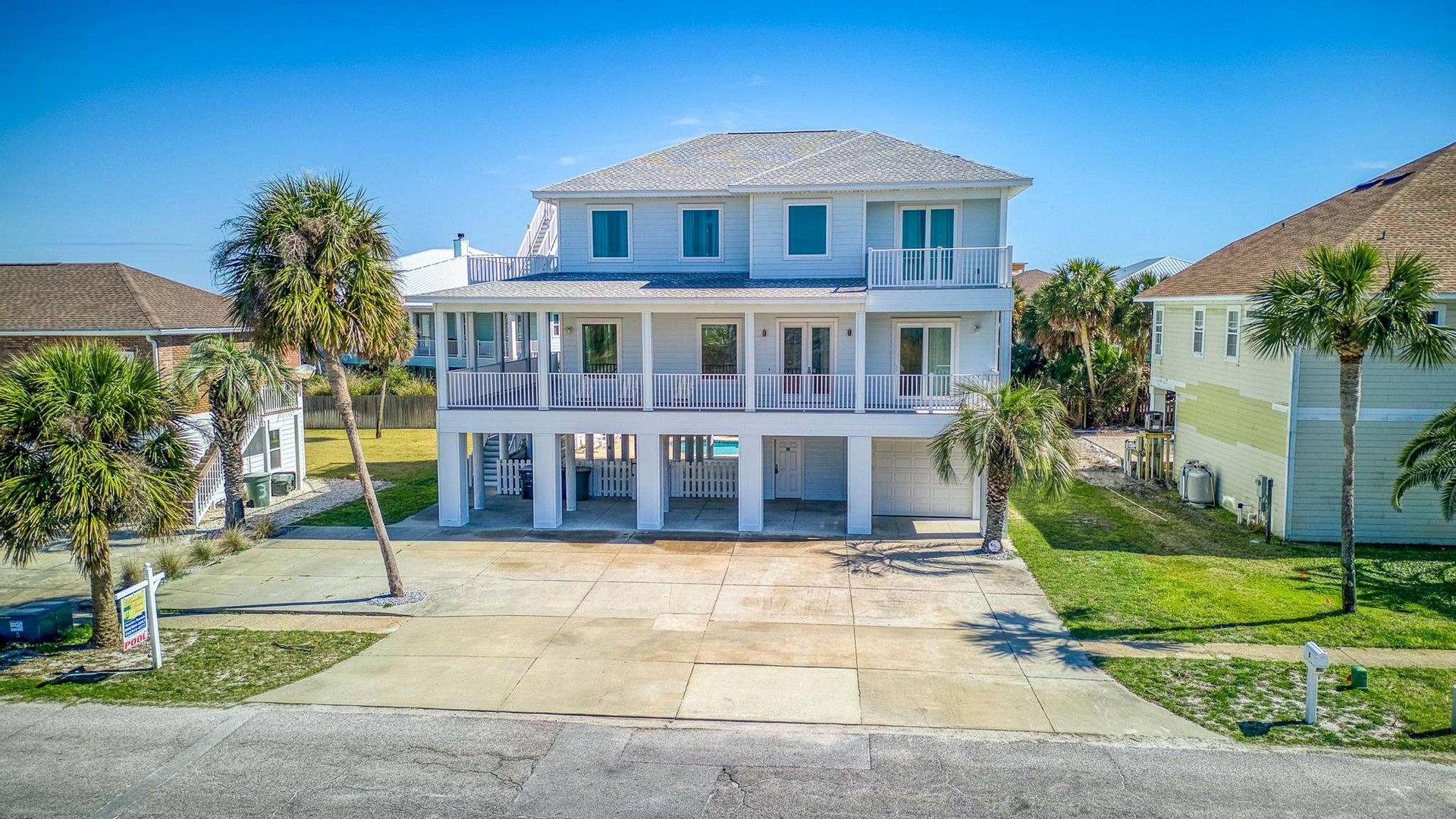 Calle Traviesa 5  Island Time 2