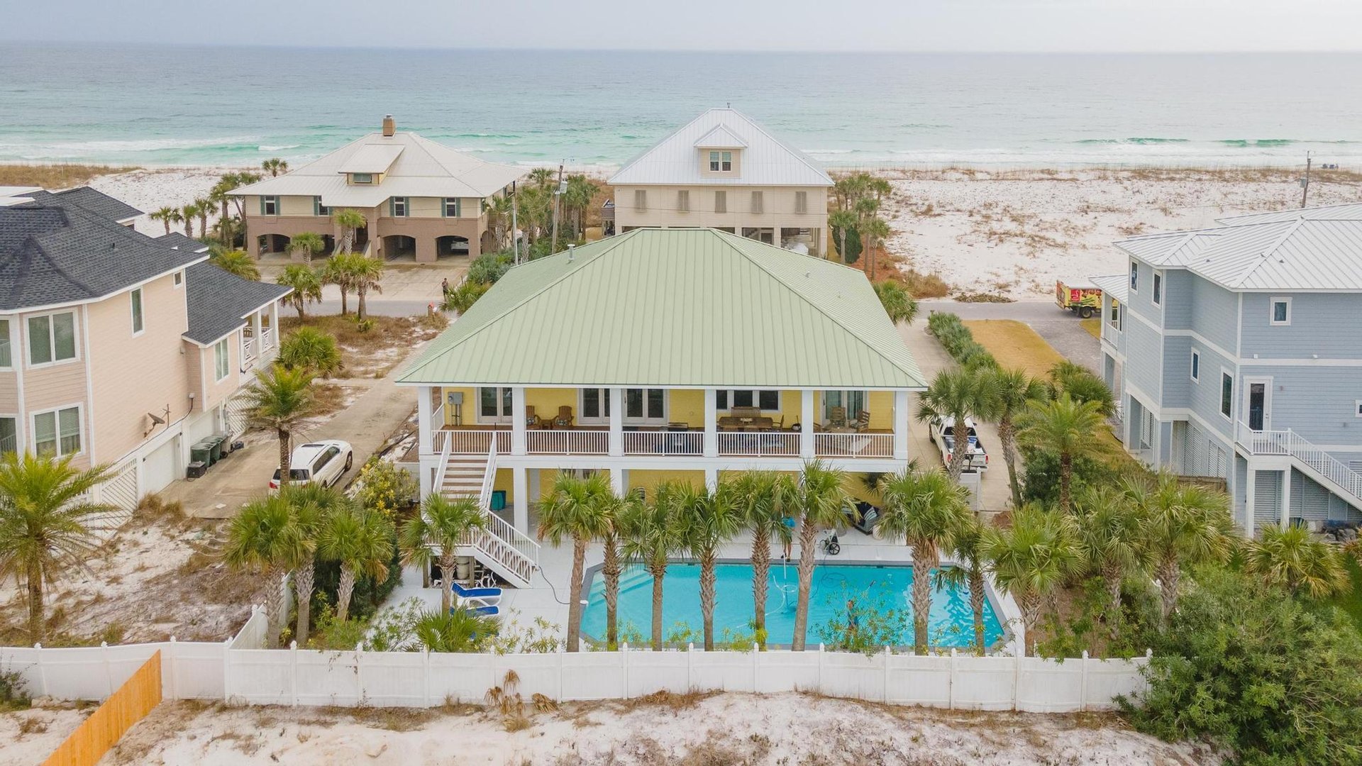 Ariola 1405  The Big Yellow Beach House 40