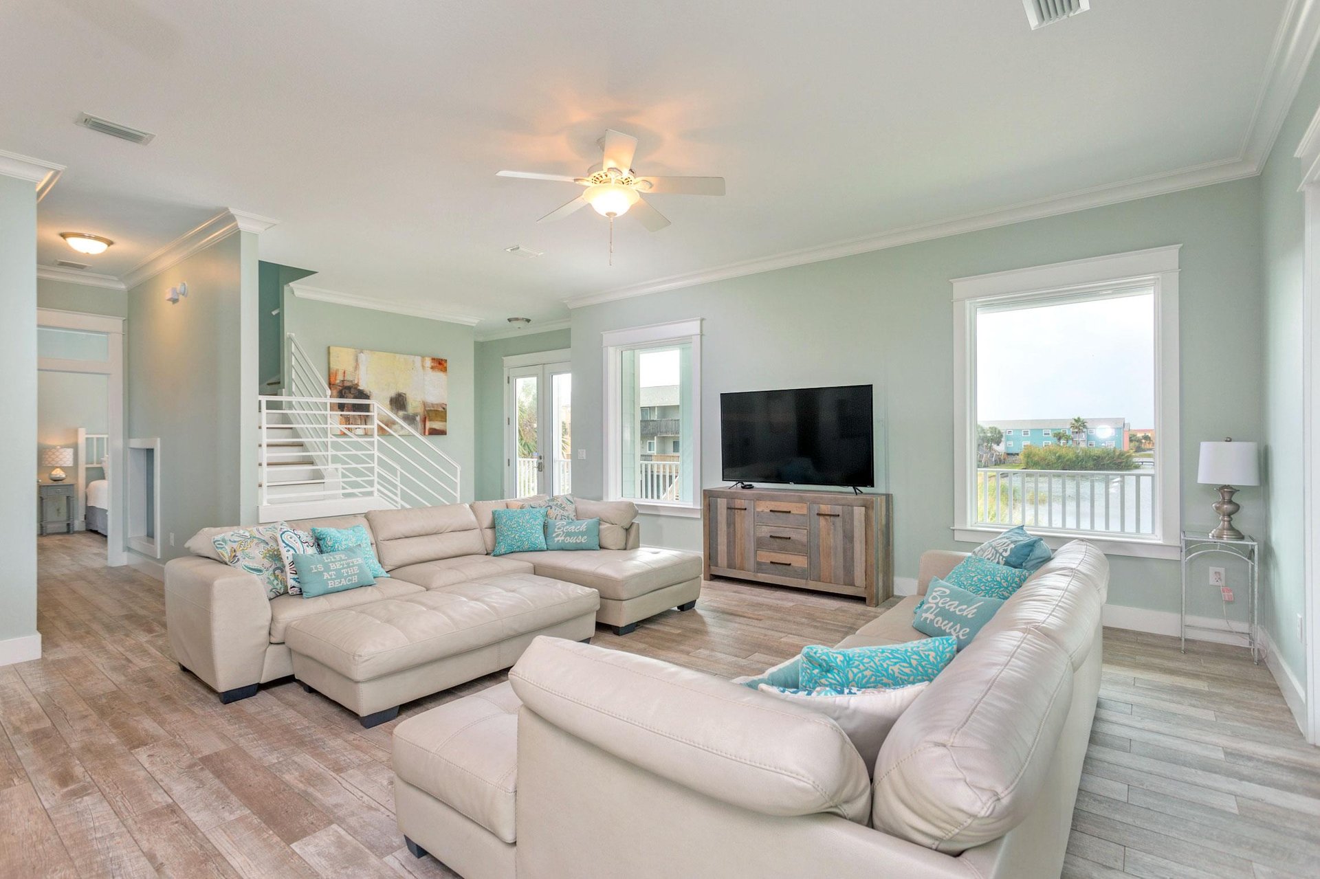 Calle Traviesa 5  Island Time 4