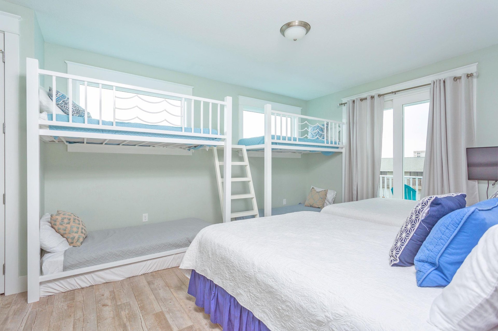 Calle Traviesa 5  Island Time 18