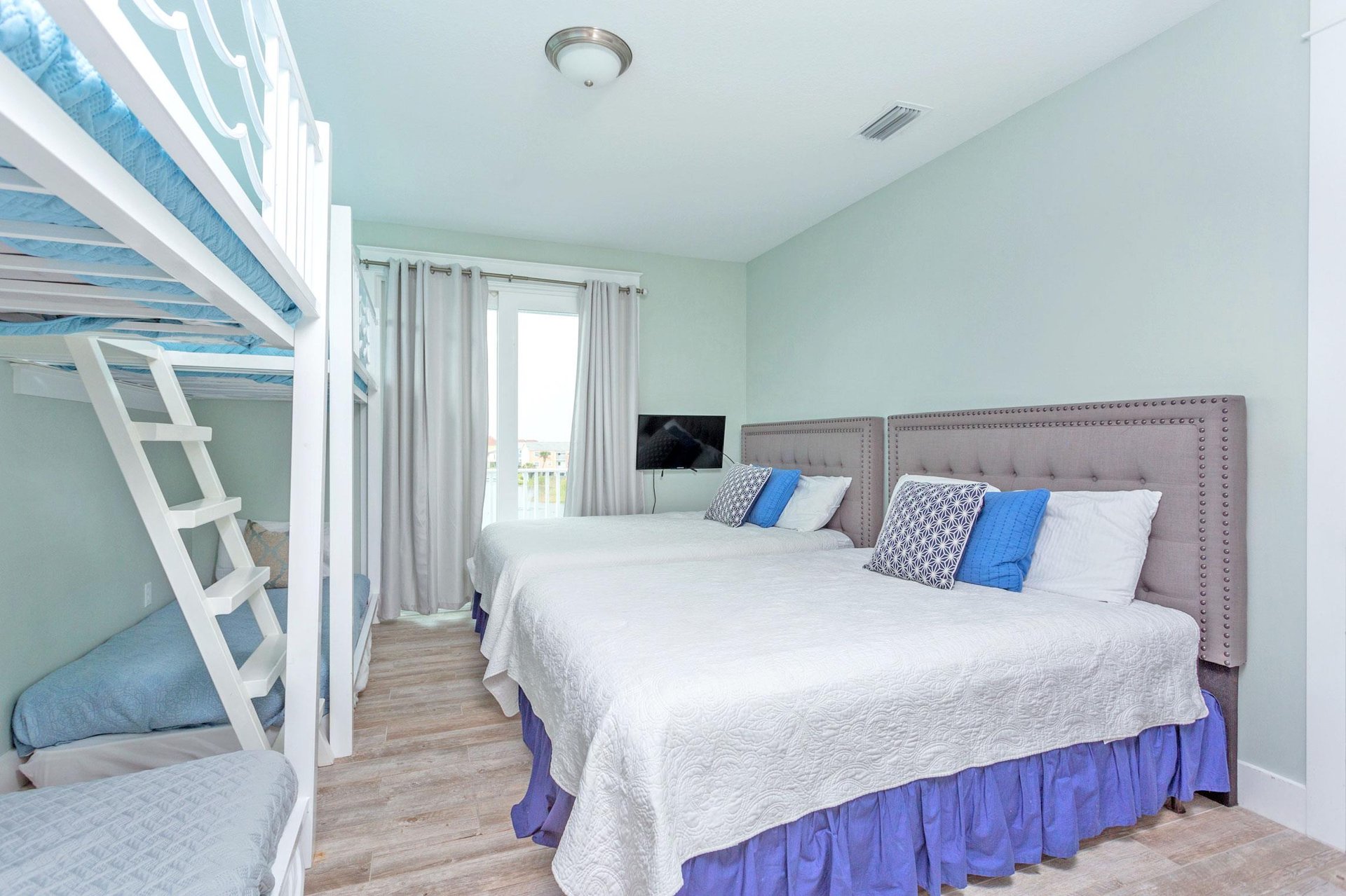 Calle Traviesa 5  Island Time 19