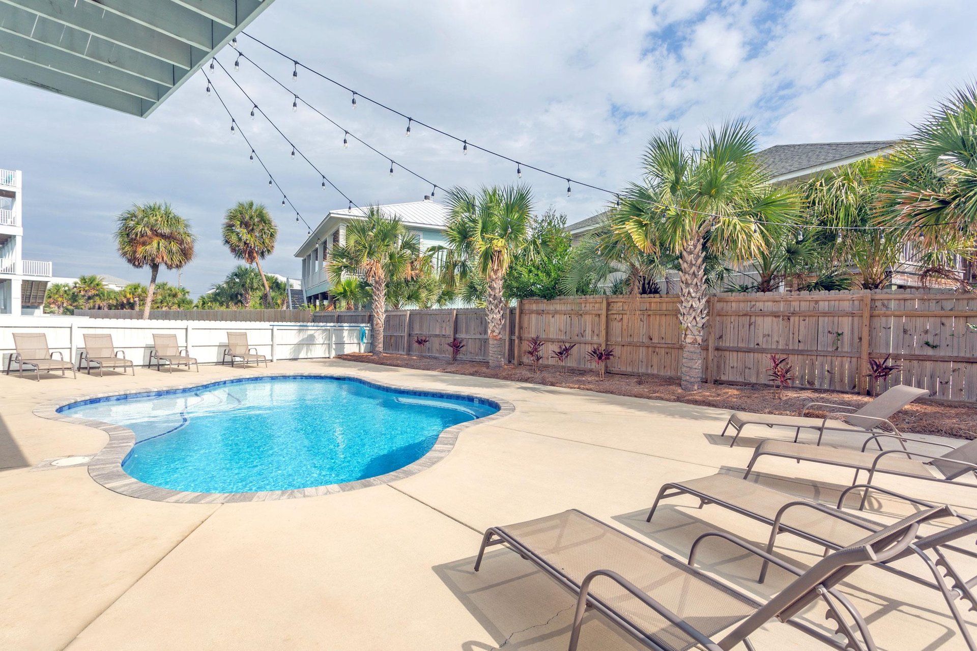 Calle Traviesa 5  Island Time 32