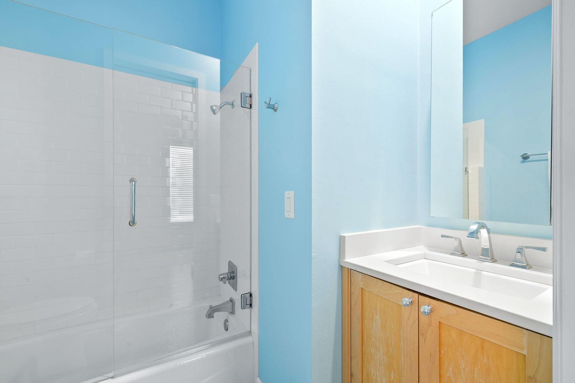 Ensenada Uno 1715 16