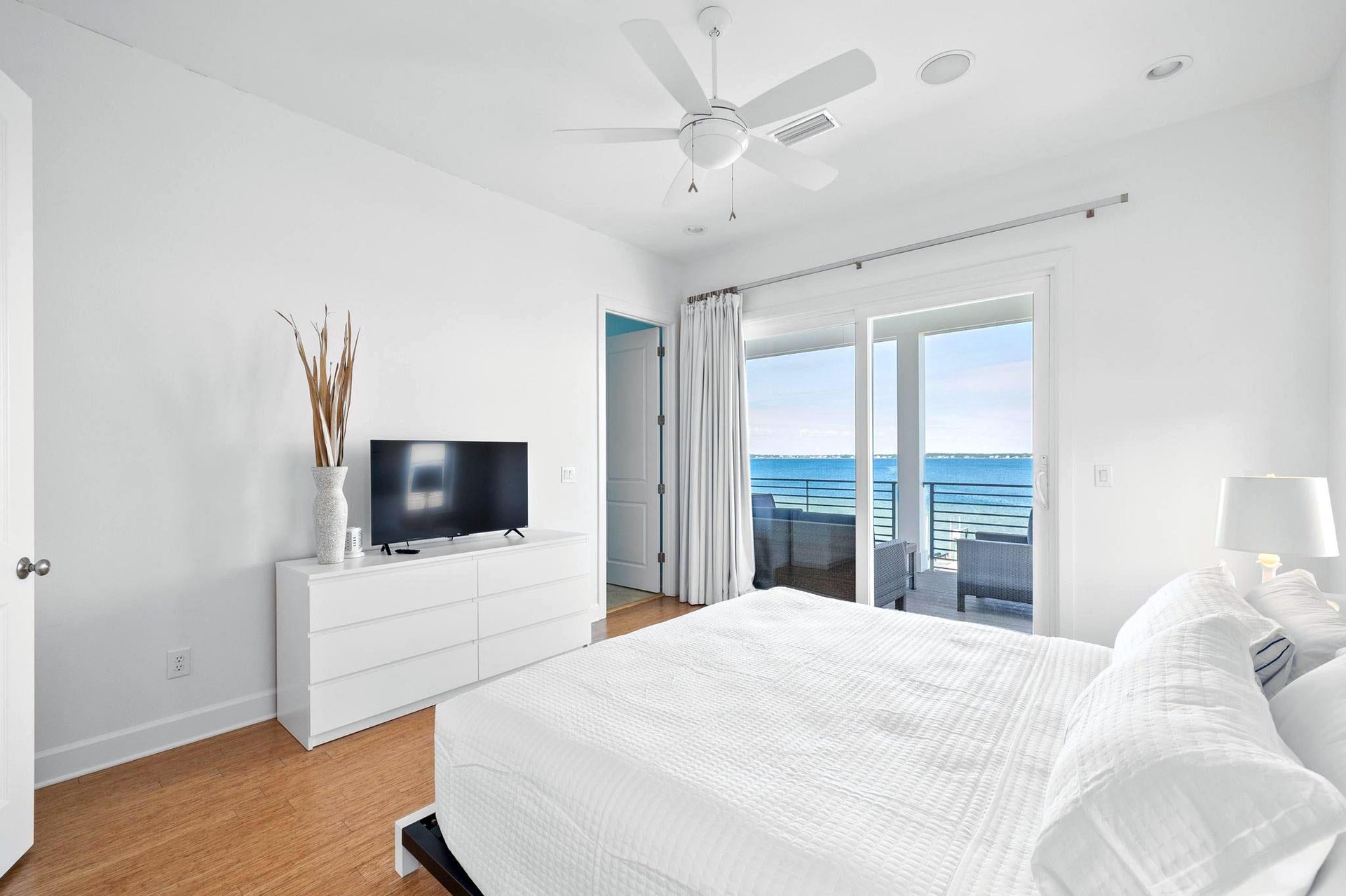 Ensenada Uno 1715 19