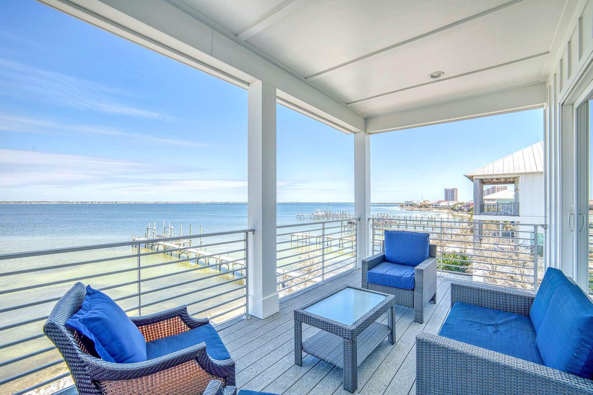 Ensenada Uno 1715 23