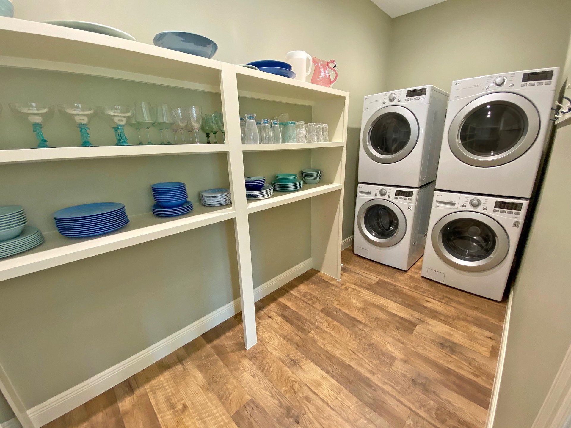 Ariola 1105  Emerald Oasis 18