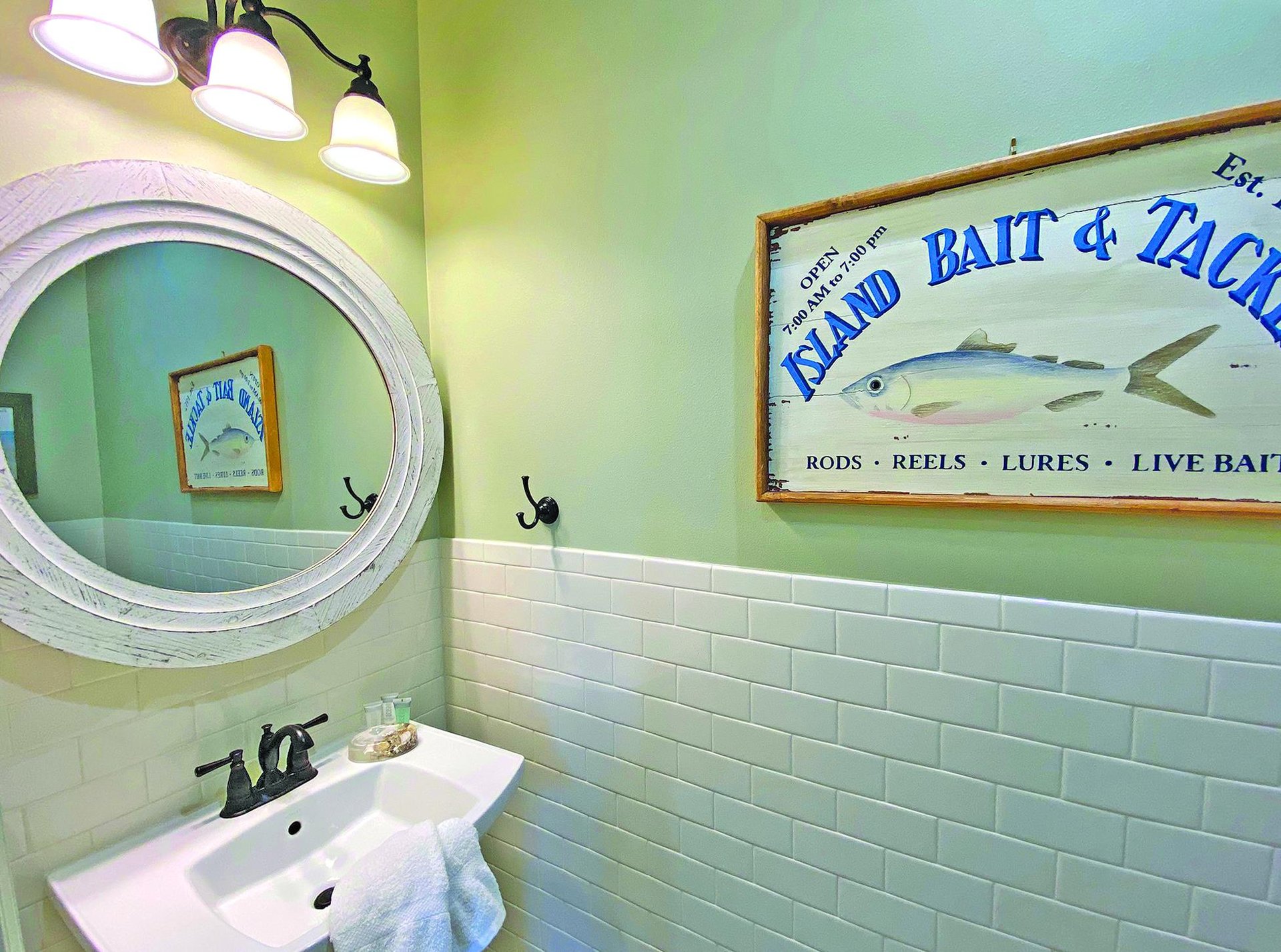 Ariola 1105  Emerald Oasis 20