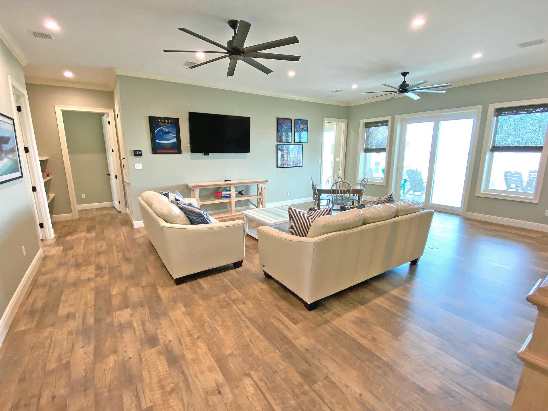 Ariola 1105  Emerald Oasis 39