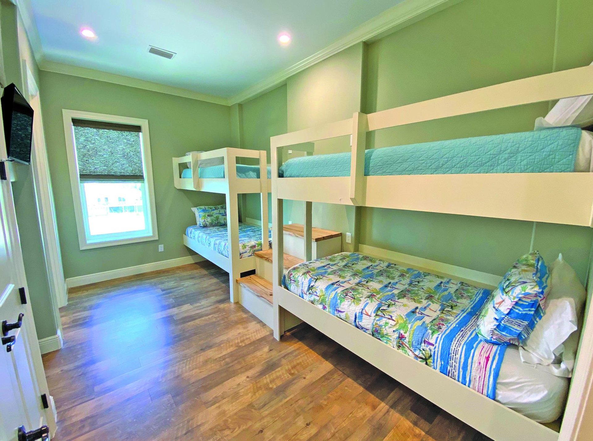 Ariola 1105  Emerald Oasis 52