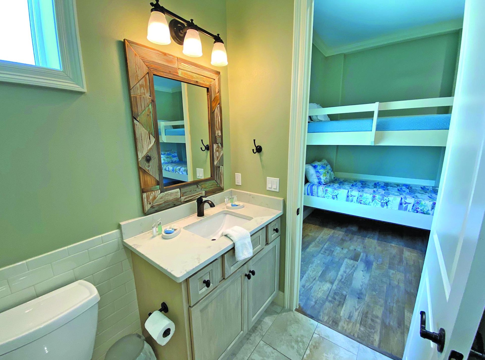 Ariola 1105  Emerald Oasis 54