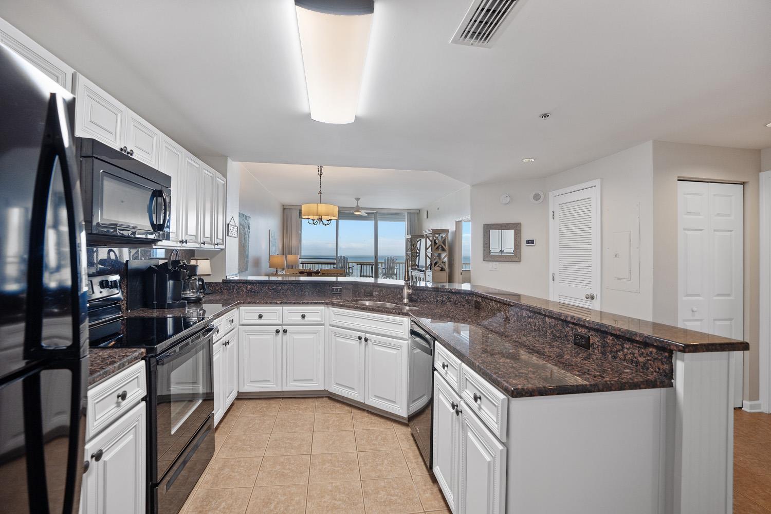 Beach Club Doral 807 10