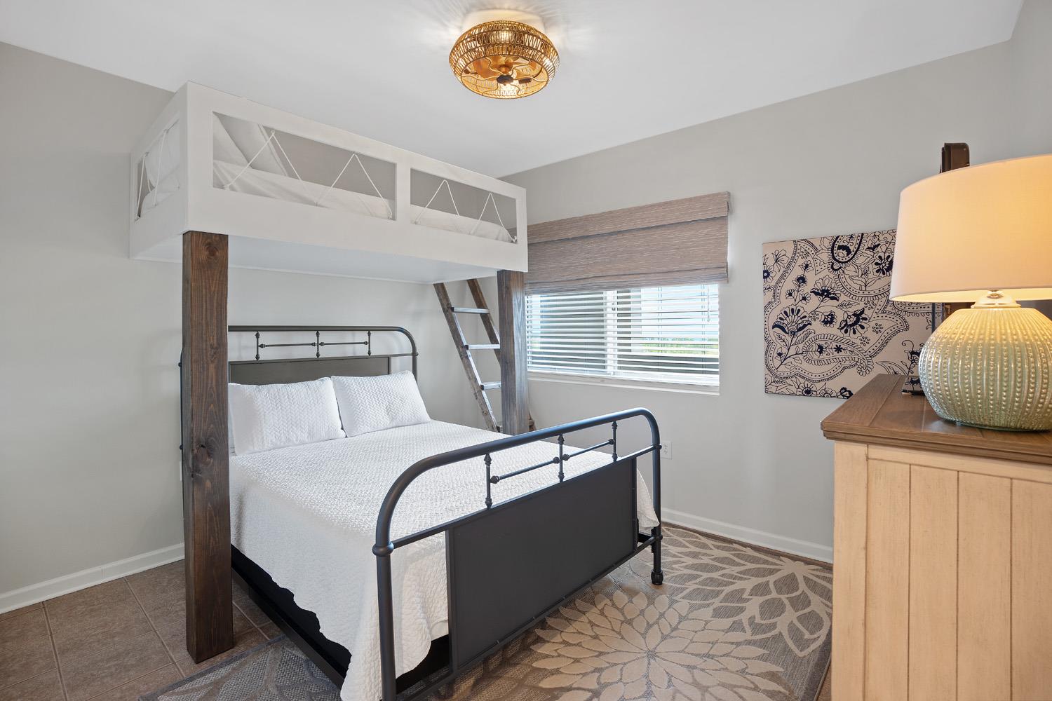 Beach Club Doral 807 16