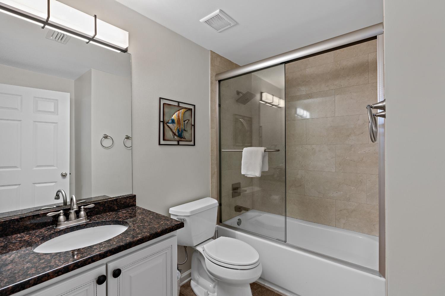 Beach Club Doral 807 17