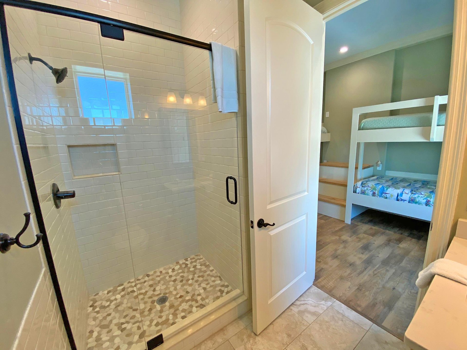 Ariola 1105  Emerald Oasis 59