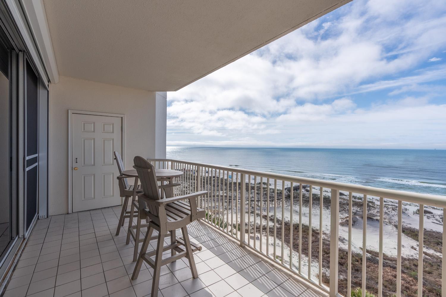 Beach Club Doral 807 20