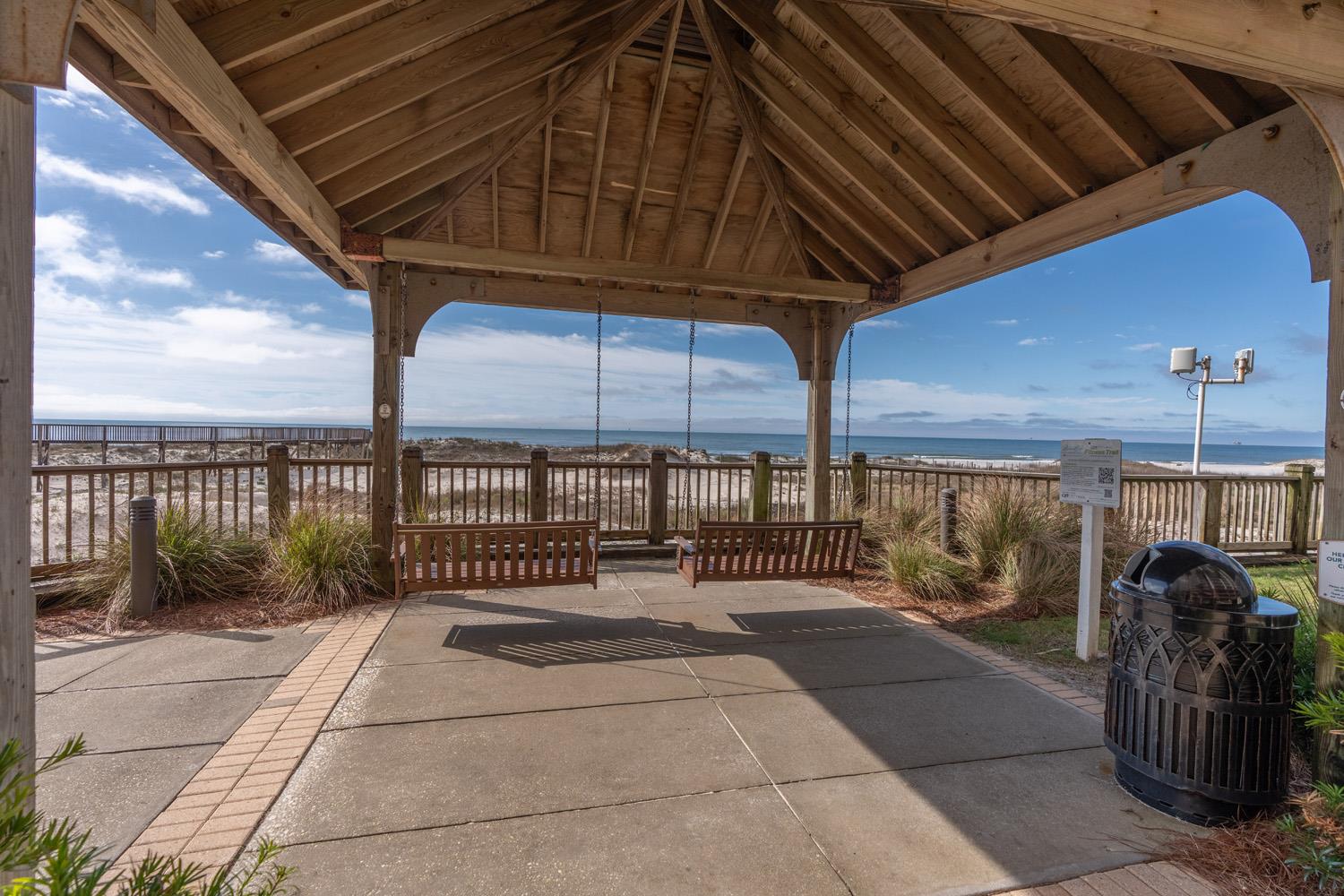 Beach Club Doral 807 31