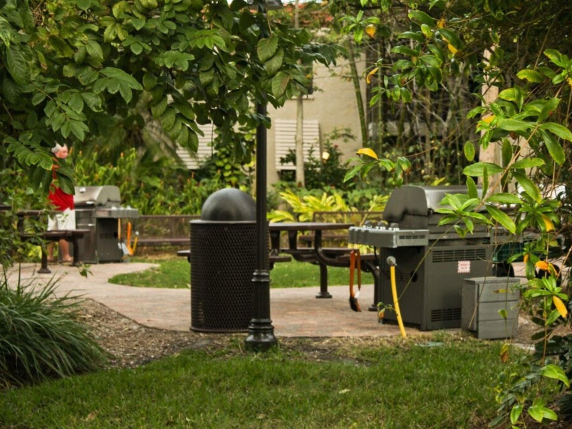 The barbecue grills at Sanibel Moorings Resort
