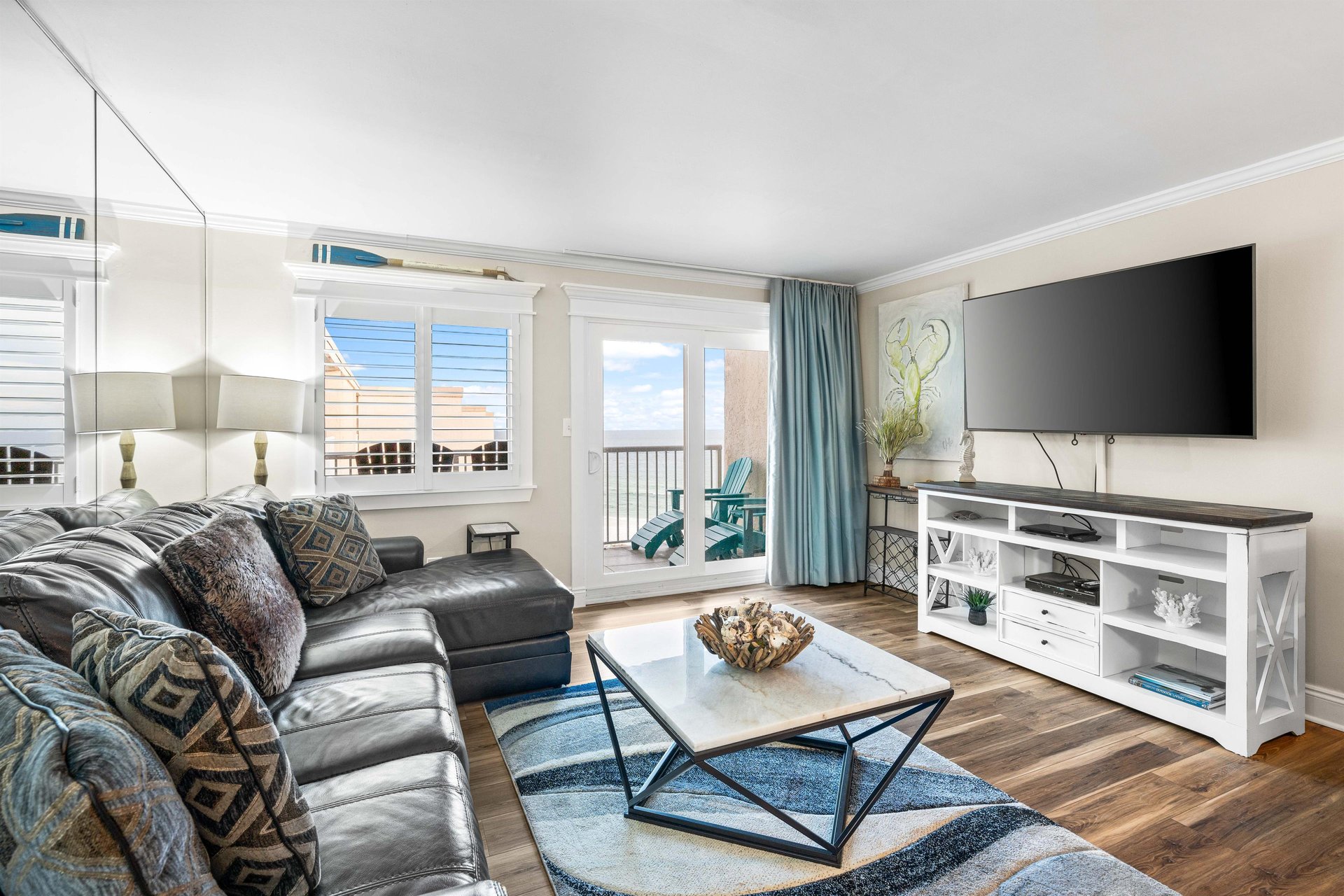 Holiday Surf and Racquet Unit 712 10