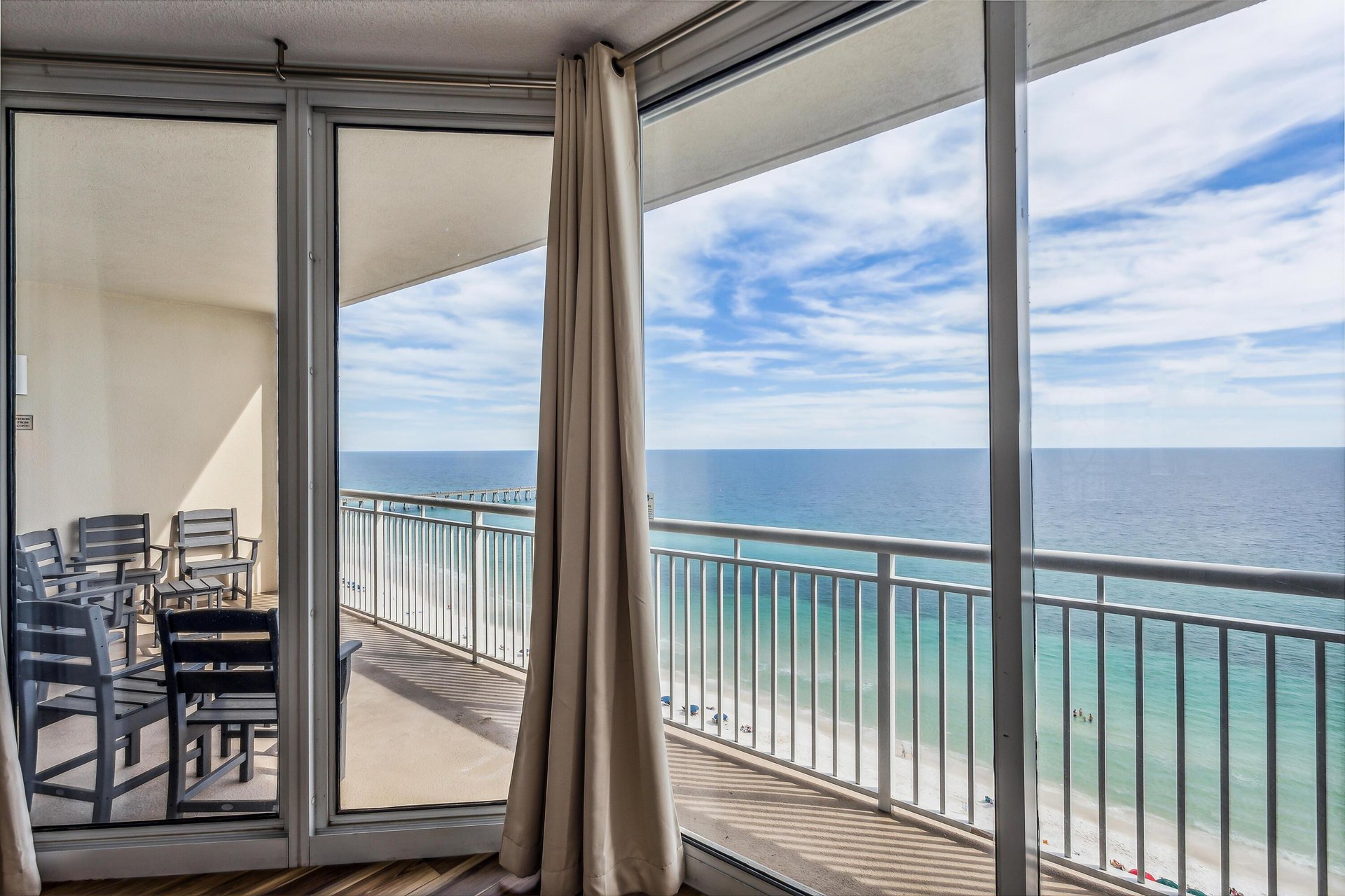 The Pearl of Navarre 1303  SeaGem 21