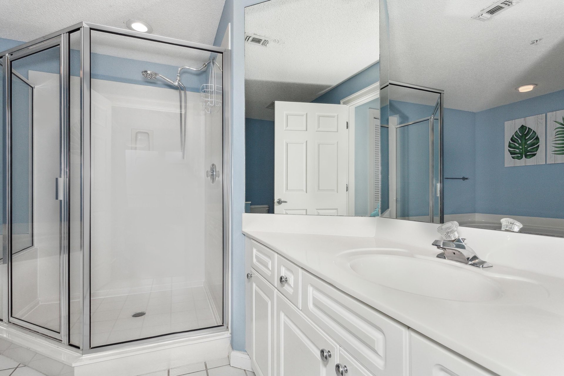 The Pearl of Navarre 1303  SeaGem 23