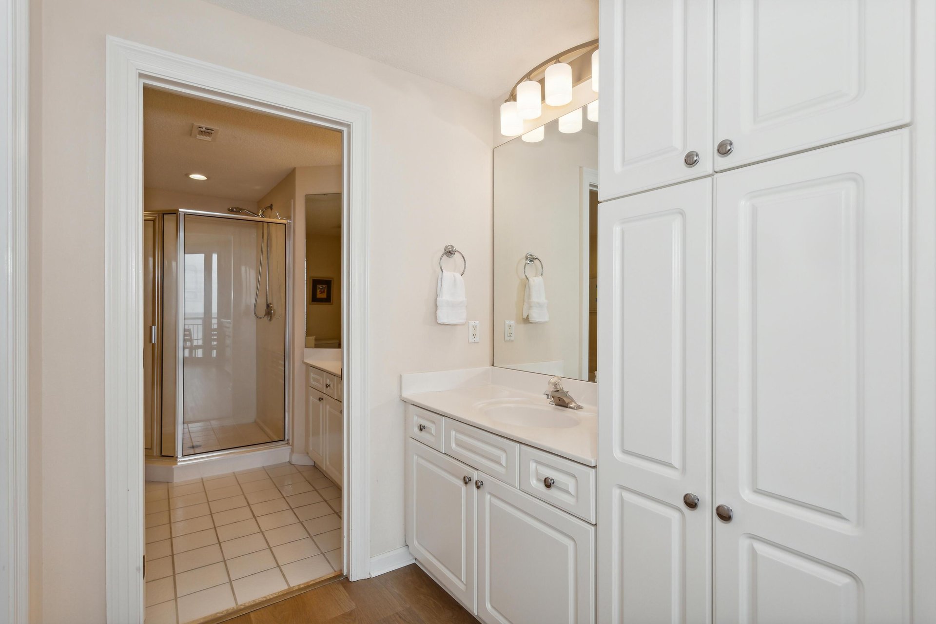 The Pearl of Navarre 802 NextTaSea 20