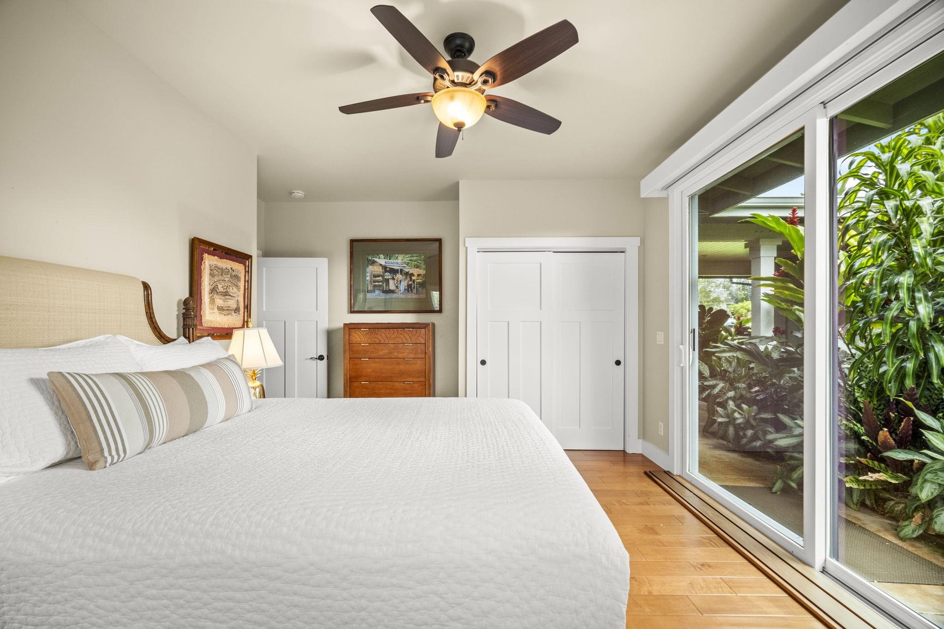Guest Bedroom with King bed