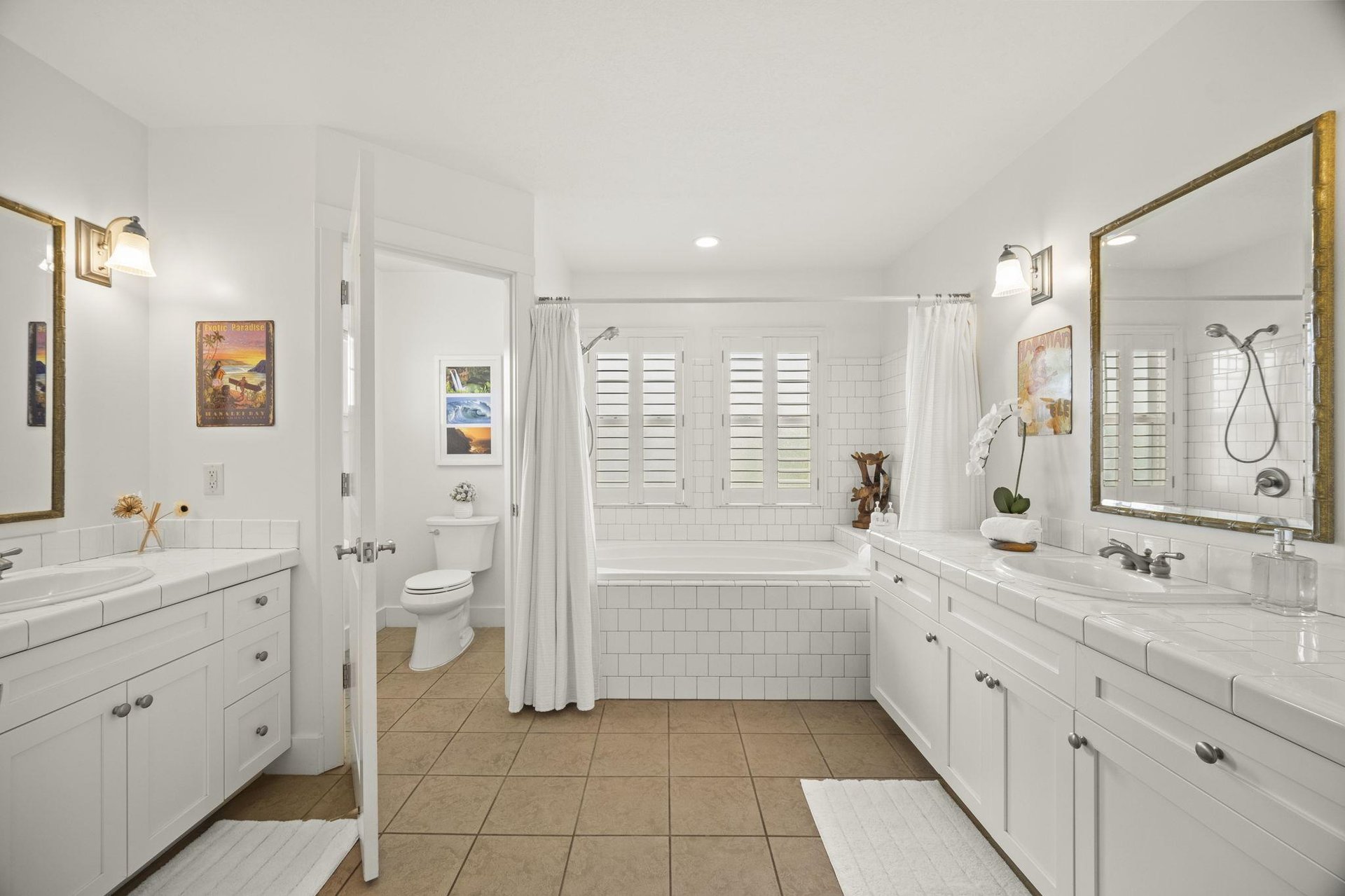 Master Bathroom with separate sinks and giant tub