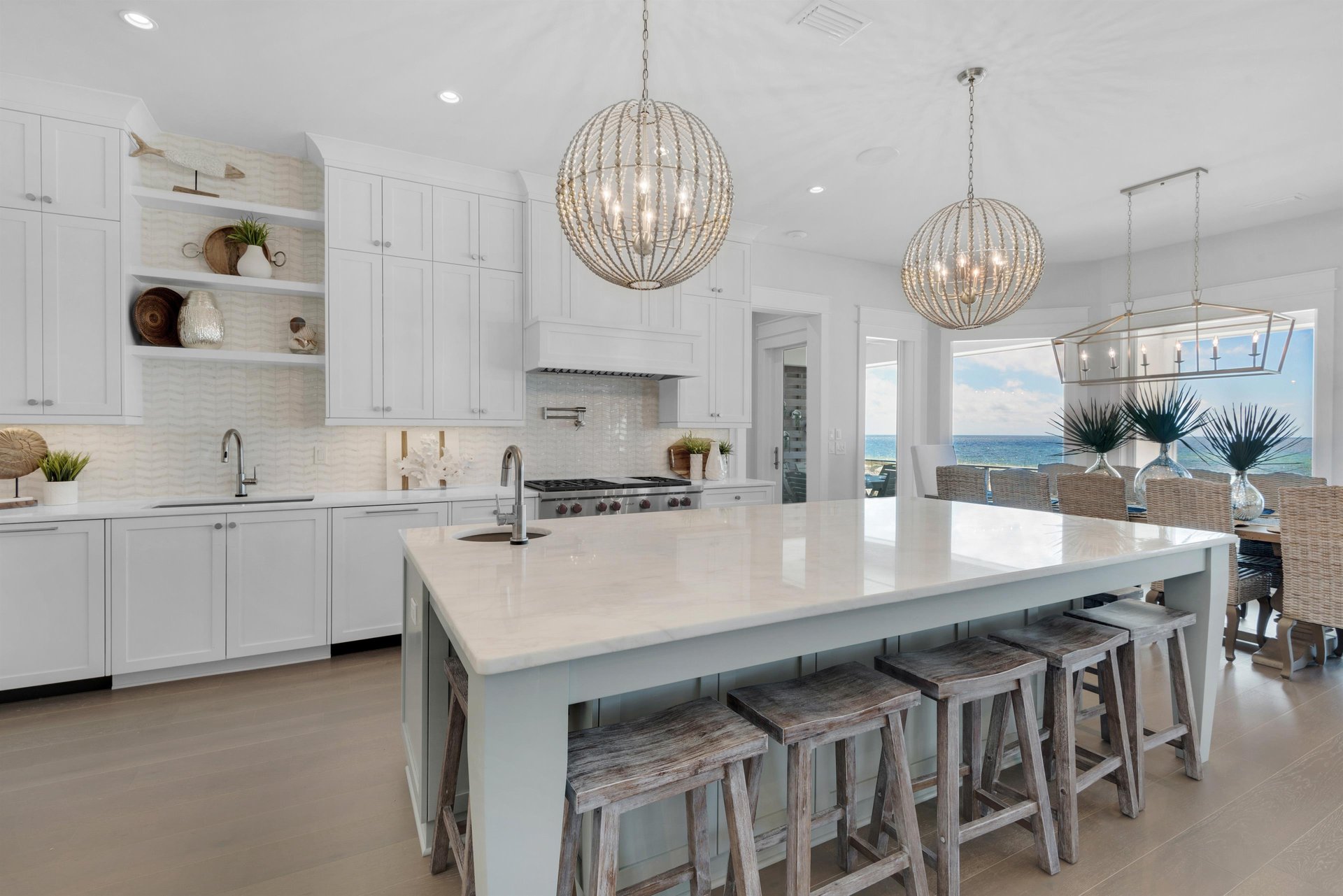 Ariola 906  Salty Kisses 16