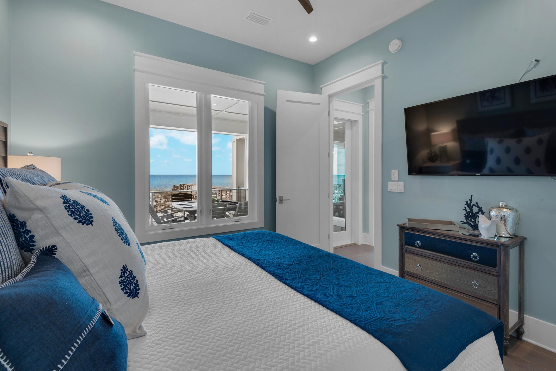 Ariola 906  Salty Kisses 34