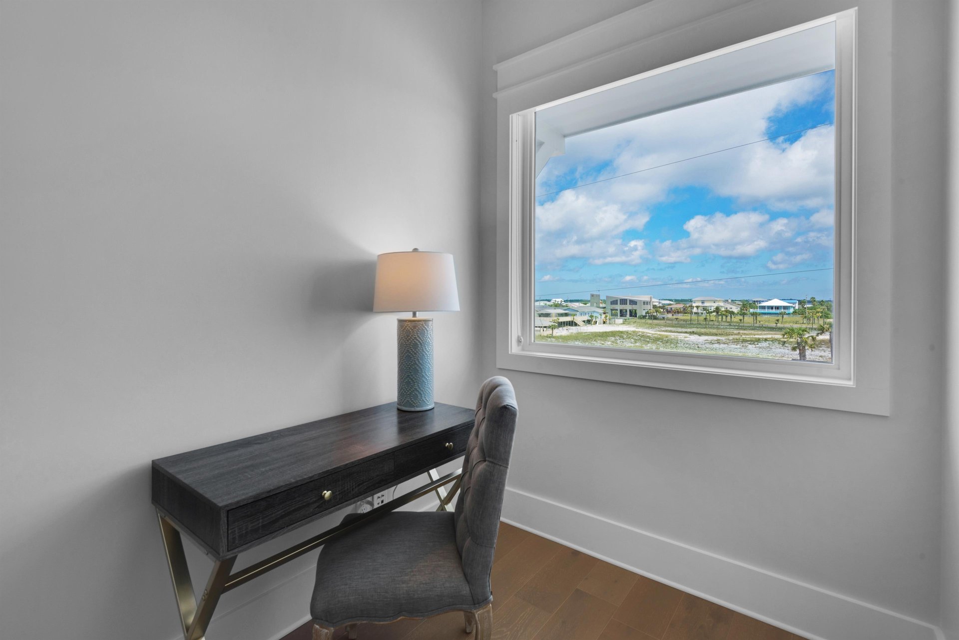 Ariola 906  Salty Kisses 37