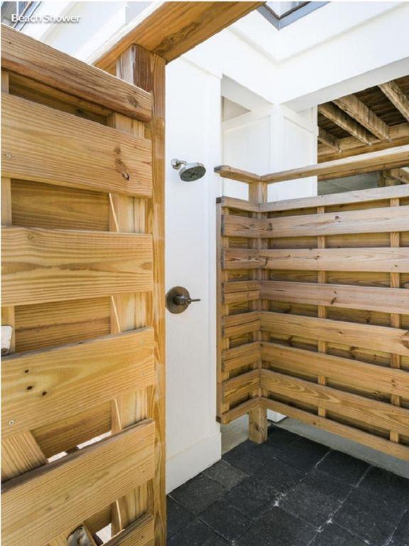 Ariola 906  Salty Kisses 49