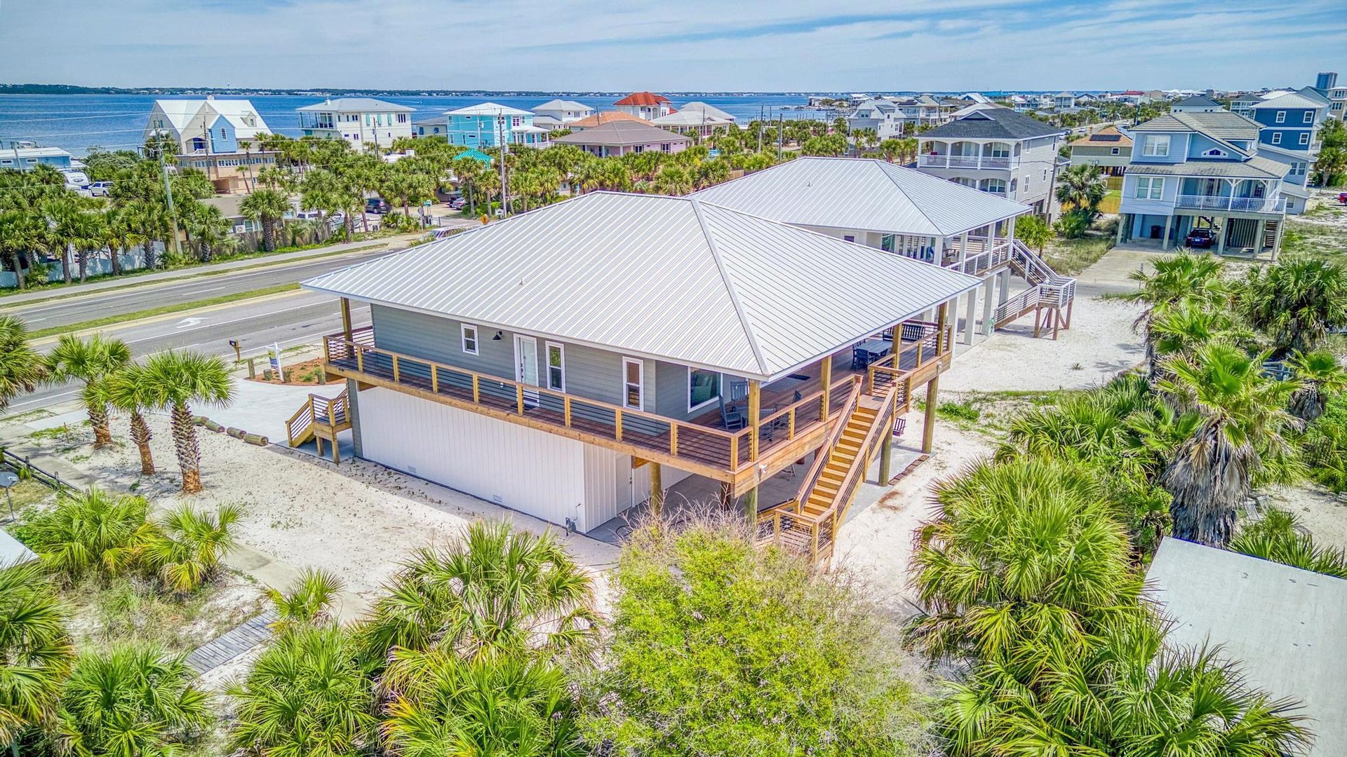 Via De Luna 220  Spanish Moss 36