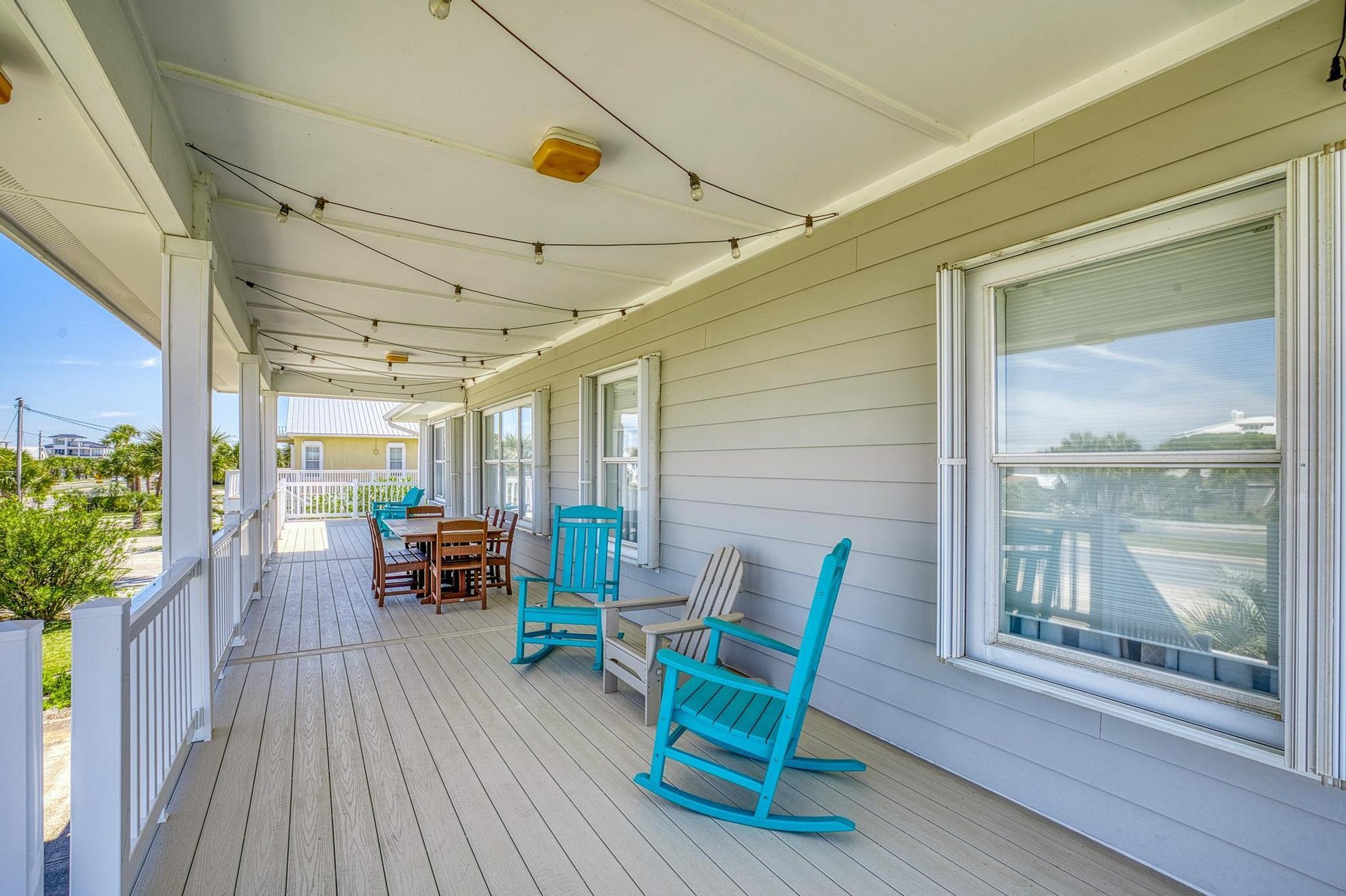 Via De Luna 1004  The Roost 2