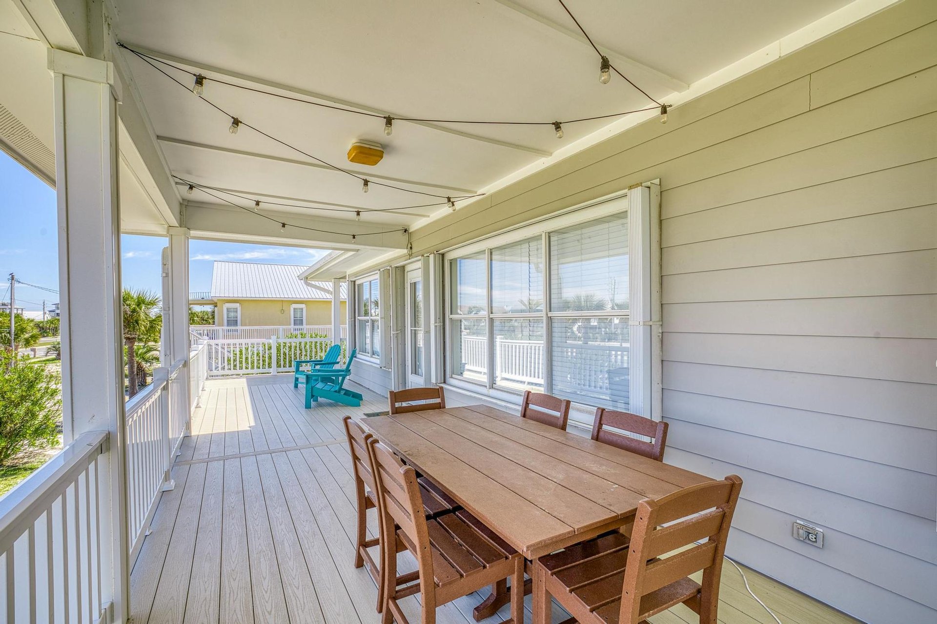 Via De Luna 1004  The Roost 33