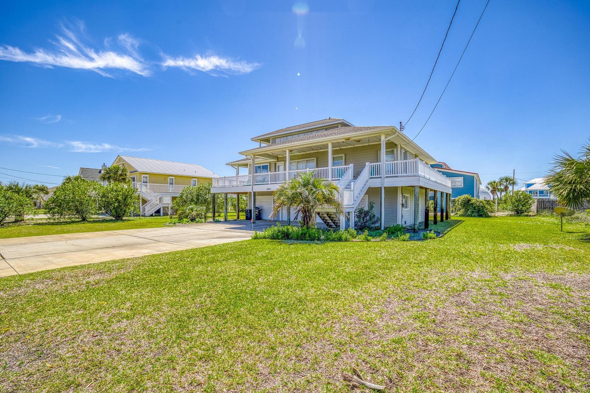 Via De Luna 1004  The Roost 38