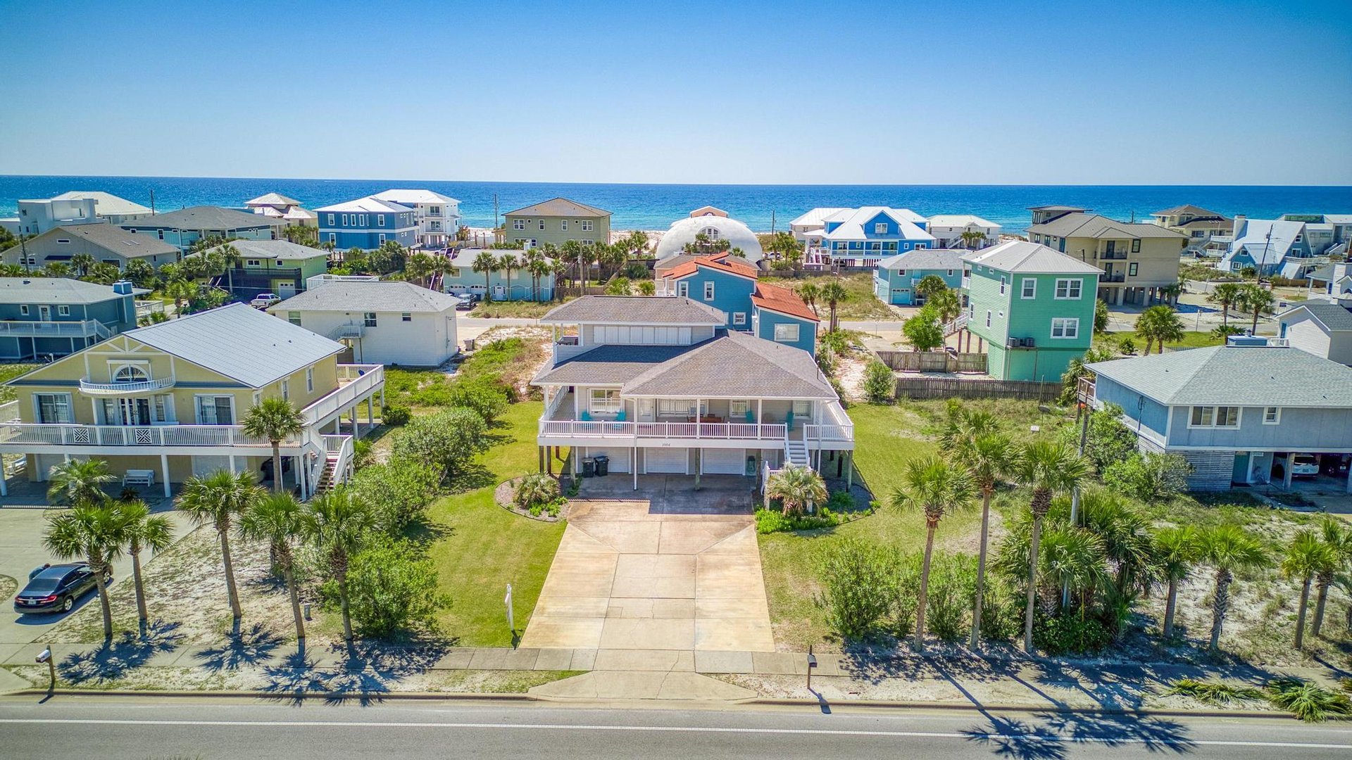 Via De Luna 1004  The Roost 44