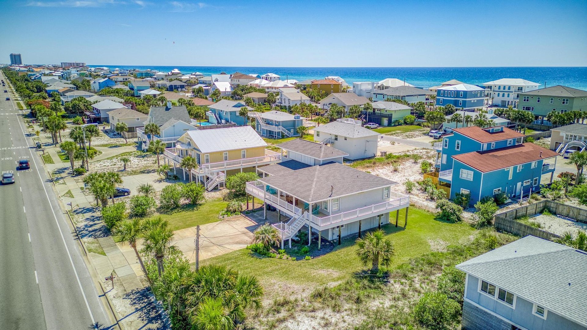 Via De Luna 1004  The Roost 45