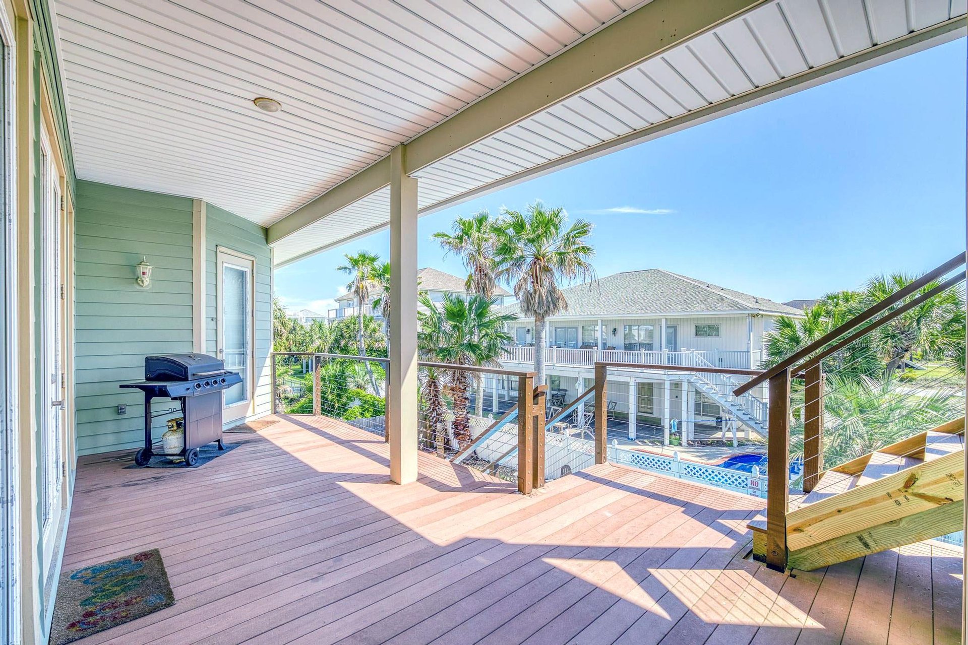 Calle Juela 5  Sandy Crab Horizon 8