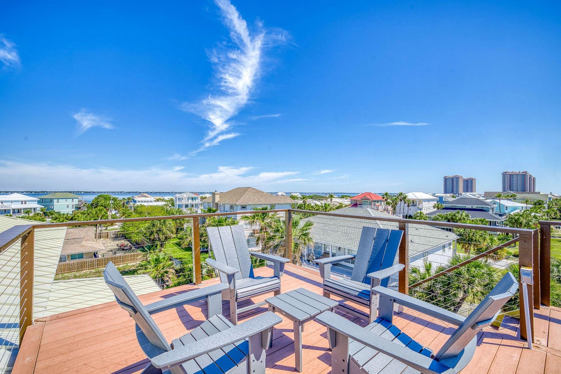 Calle Juela 5  Sandy Crab Horizon 34