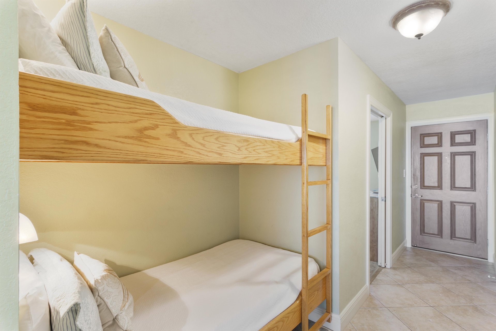 Destin Beach Club 206 12