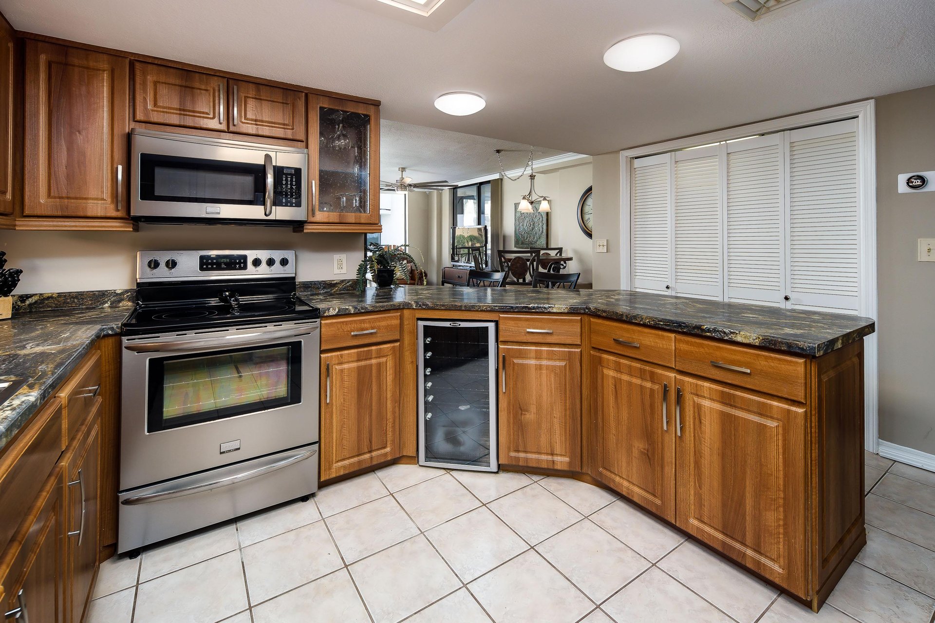 Nautilus Unit 2407 8