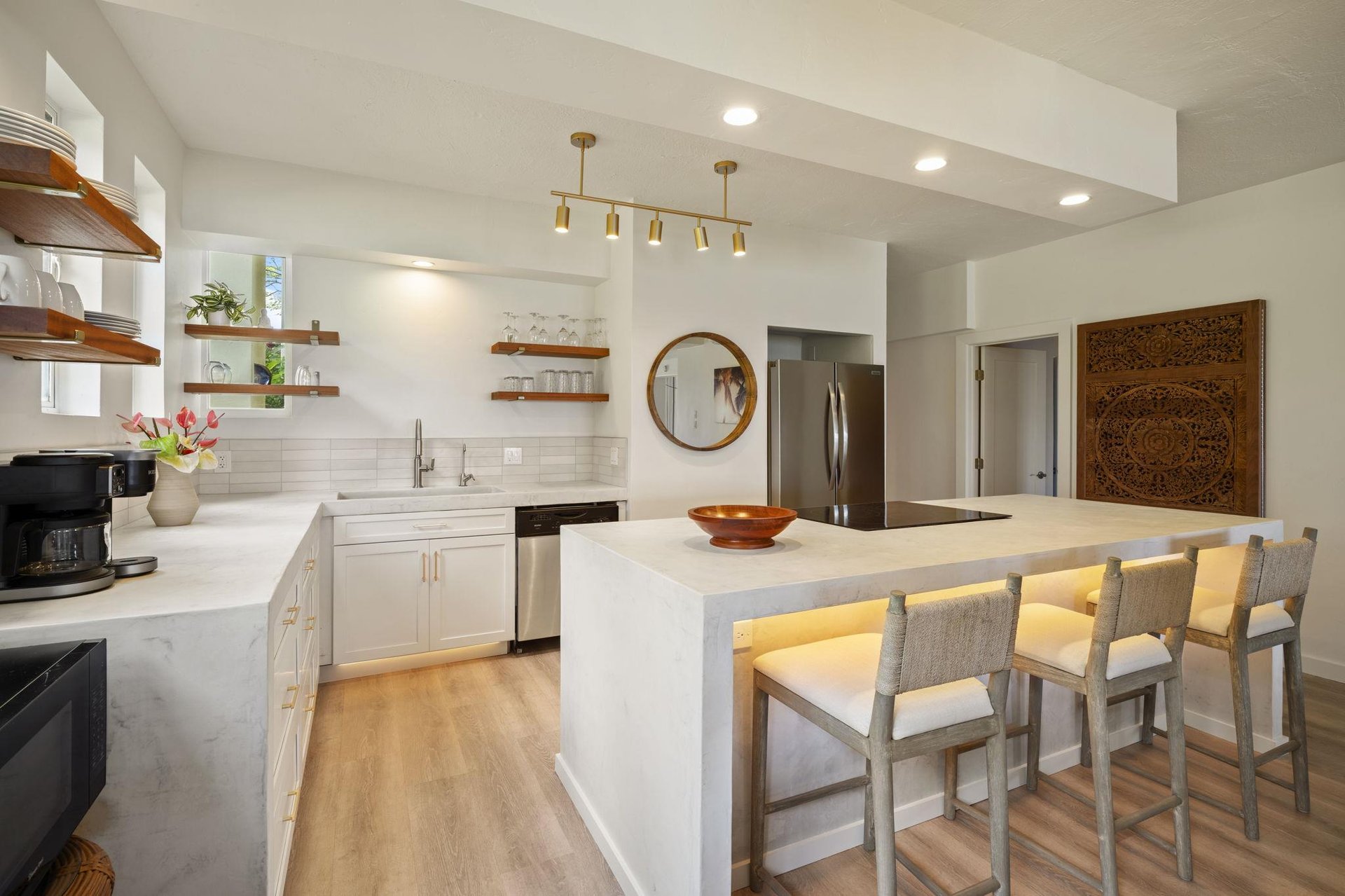 Breakfast bar seating