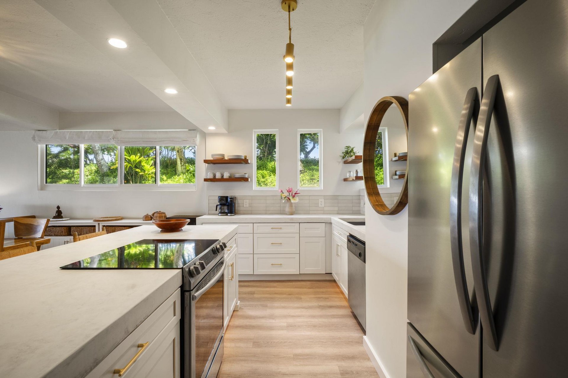 Fully stocked kitchen
