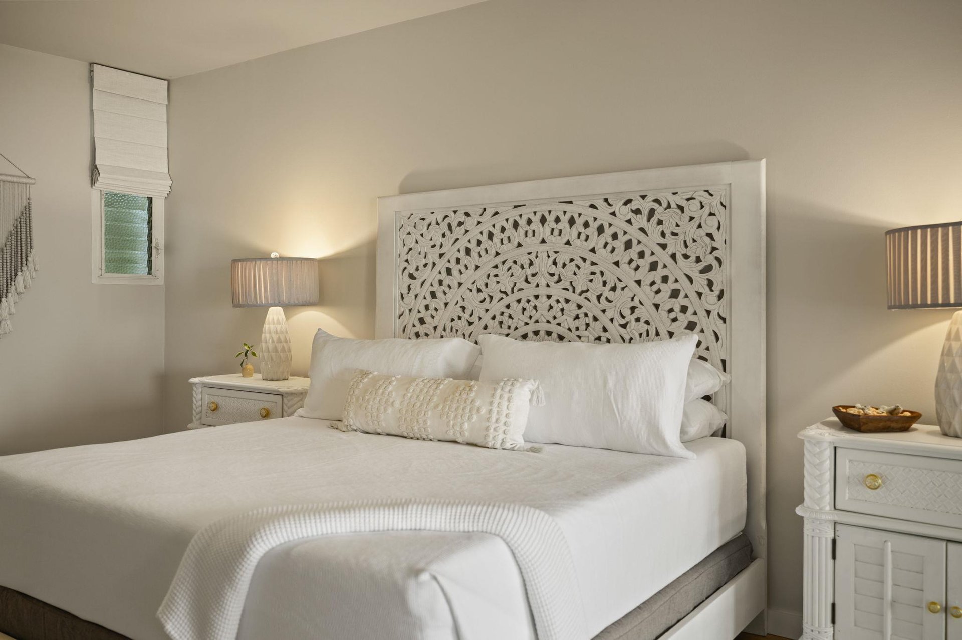 Master bedroom with Cal King