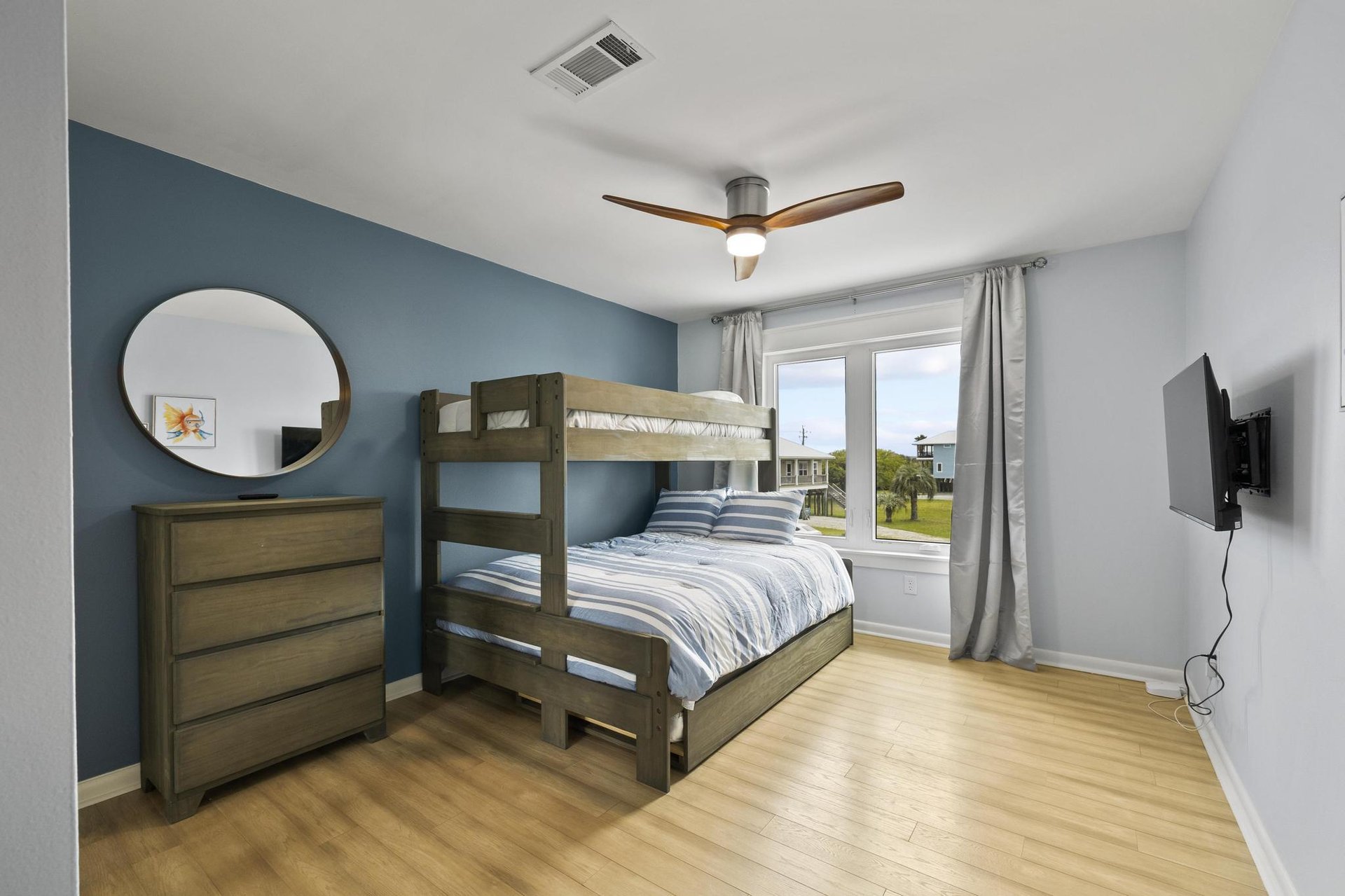 Ensenada Uno 1751 NEW 19